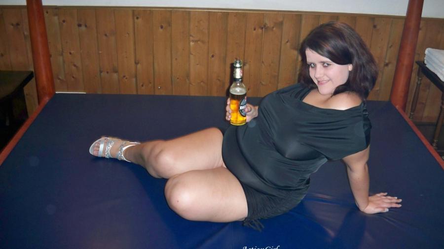 Filmparty - Drunk & H***y