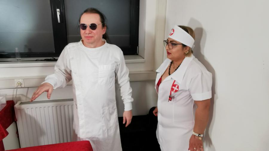 Playing doctor - for ,,Labor test ,, t1