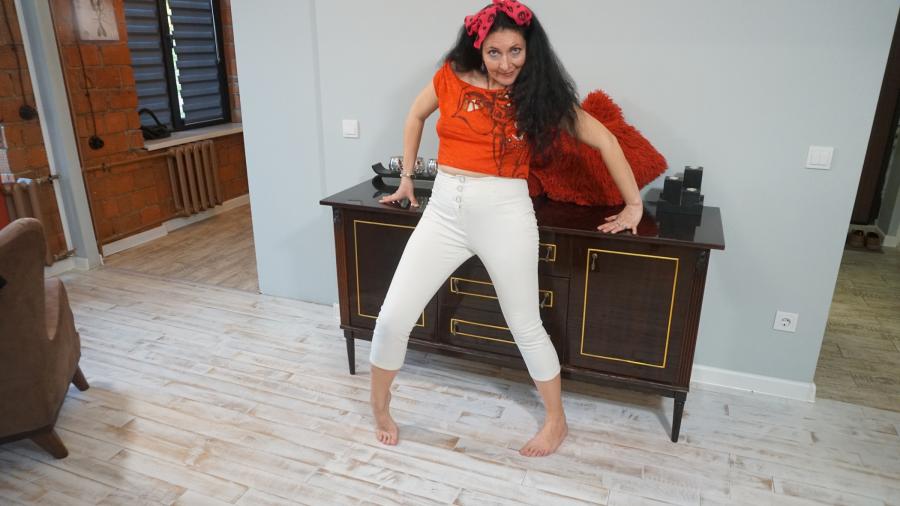 schau dir mal meine g***en warzen an