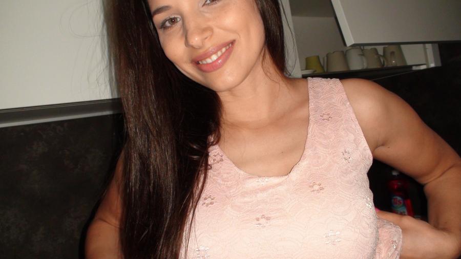 scharfe T****nbilder und offene L**her!!