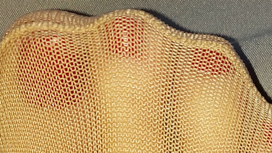 Fuss mit Fassung oder Strumpfband?