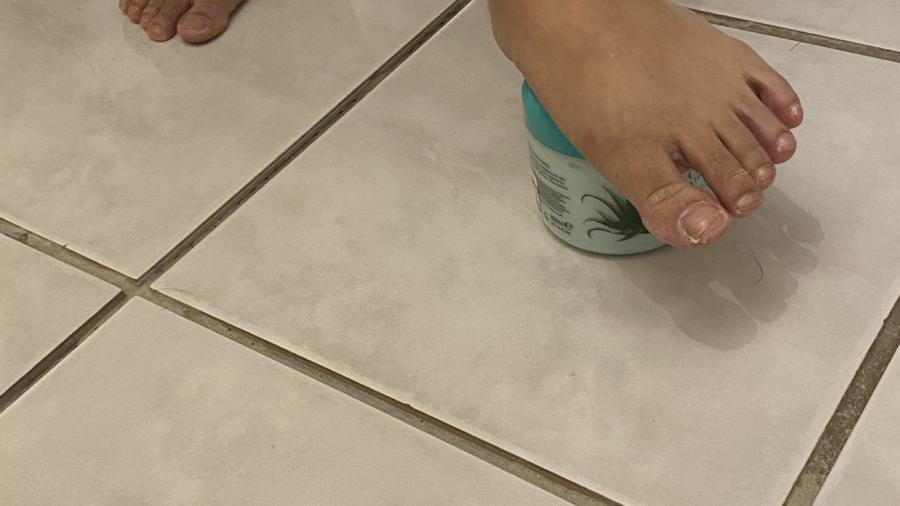 Kleine Asia Füße und mein g***er A***h