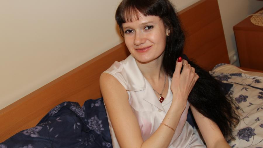 Nimm mich richtig tief und komme auf meinen süßen Po