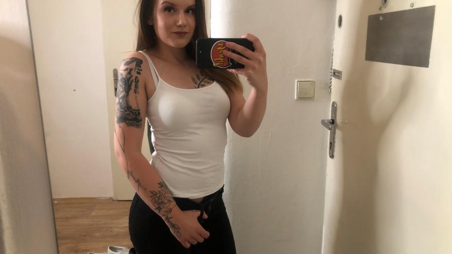 Vom B***n runter zur M***hi