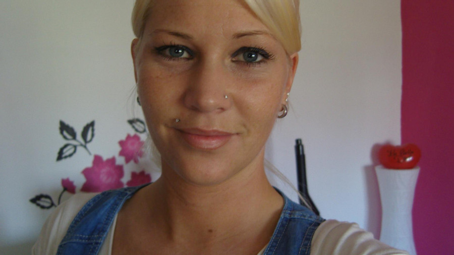 hi so kannst dir mal ein bild von mir machen