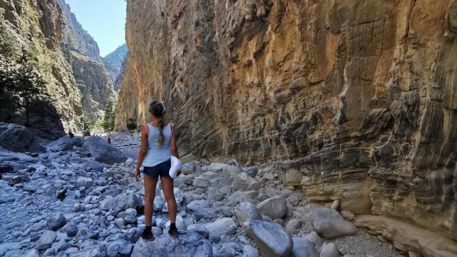 Auf dem Boot oder im Pool