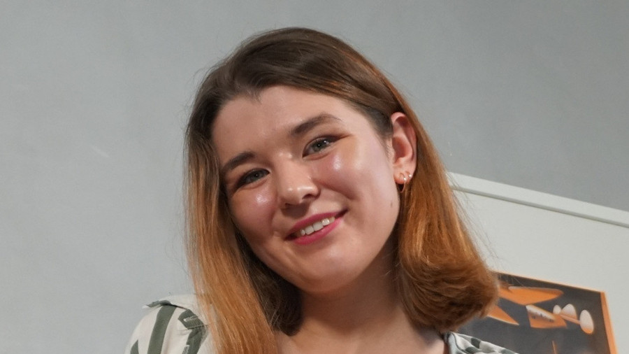 machen dich meine kleinen B***te an?