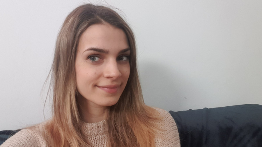 Bilder auf meiner Couch Zuhause