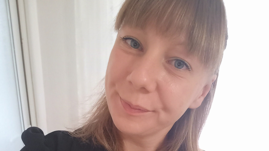 Selfies in a black dress