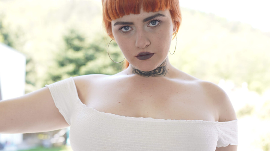 B****res und g***es Outdoor Shooting