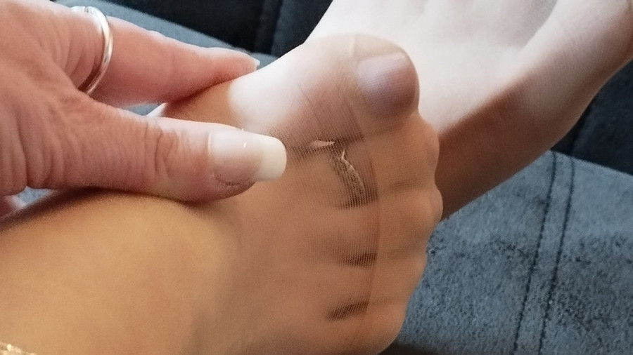 Meine Füße in Nylons