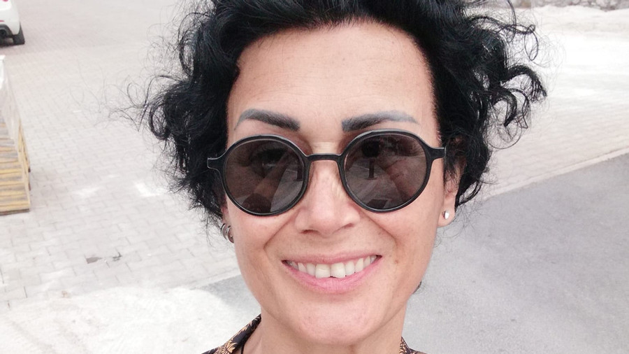 Die Welt zu bereisen ist für mich das größte Vergnügen. :