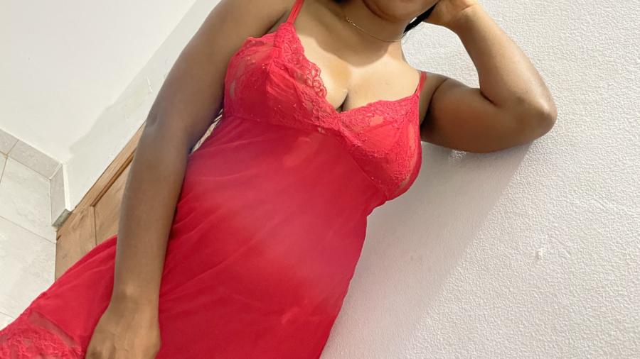 mich in einfachen Dessous