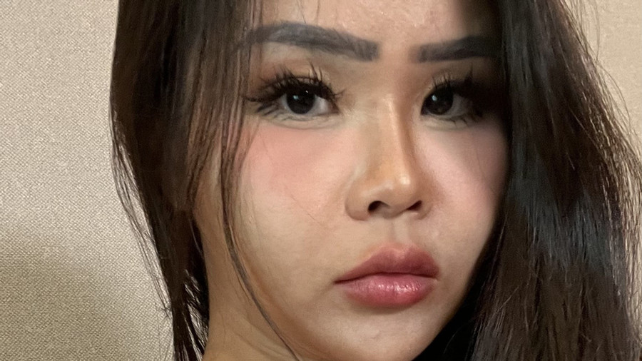 G***e T****n und heisse Oberweite...