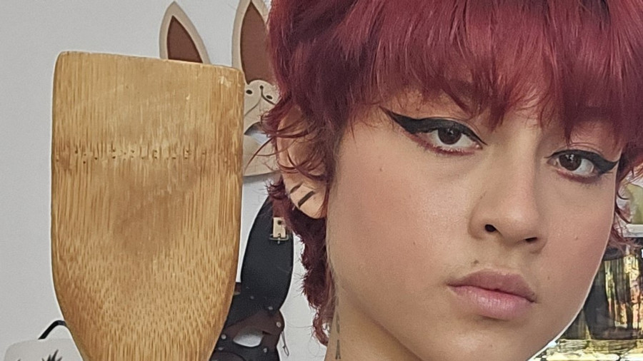 Holzpallette und meine Füße