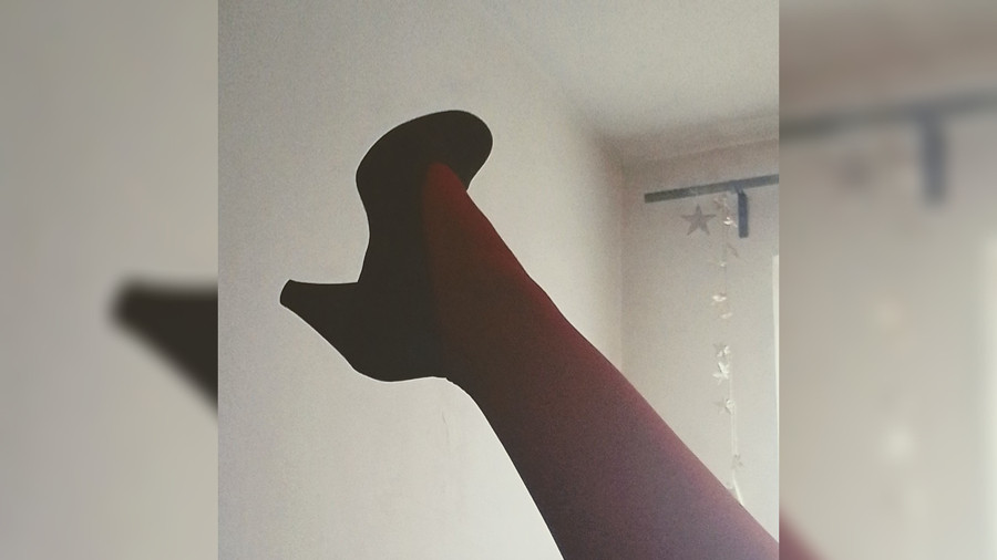 Nylon und High Heels