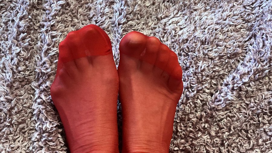 Foot pictures with and without nylon stockings