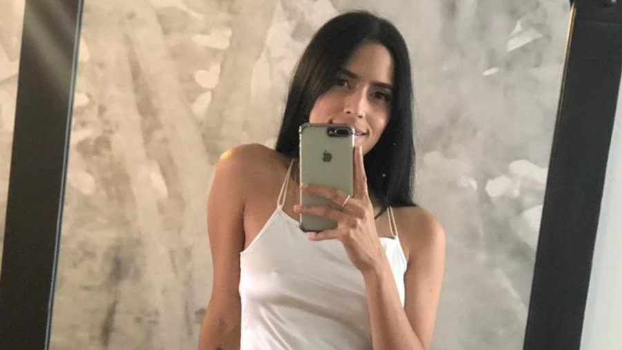 Kostenlos: Total nackt und sexy