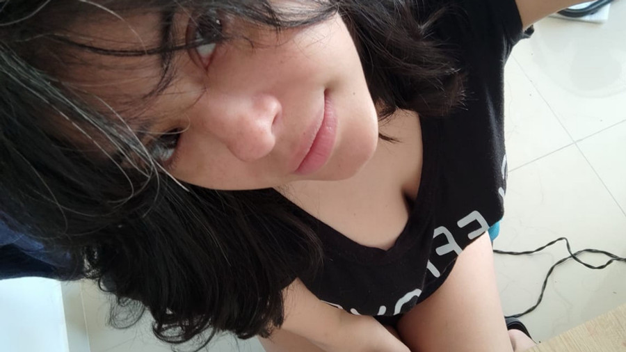 Ich ziehe mich selbst aus, weil du es ja nicht machst ...