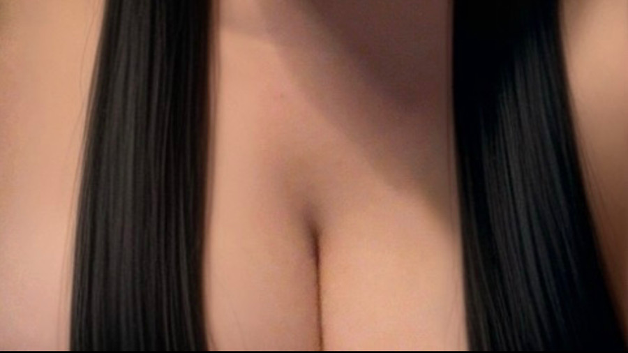 Ein bisschen Haut😈