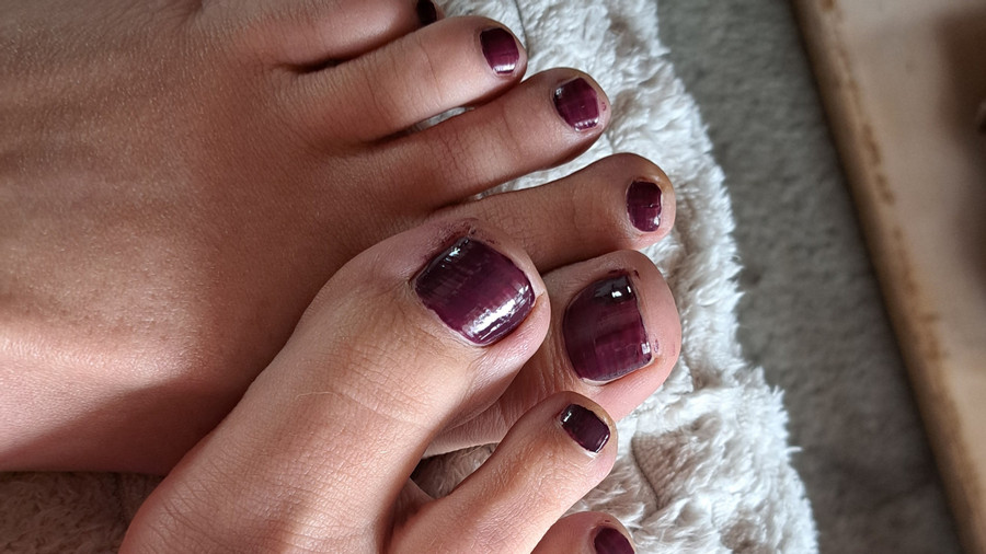 Füße frisch lackiert