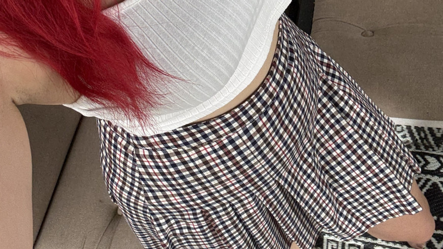 Böses Schulmädchen