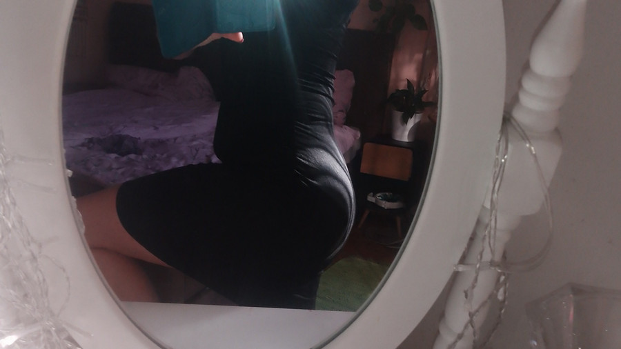 My f**k*** pu$$y..## Nahaufnahme