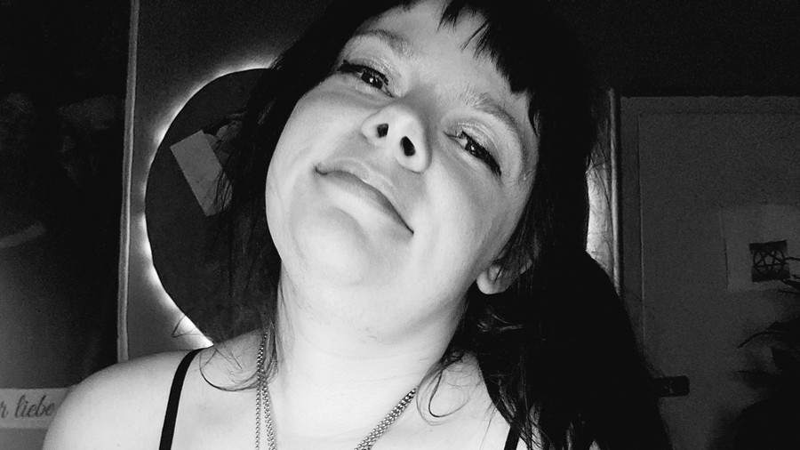 paar heiße bilder von mir / t****n M***hi