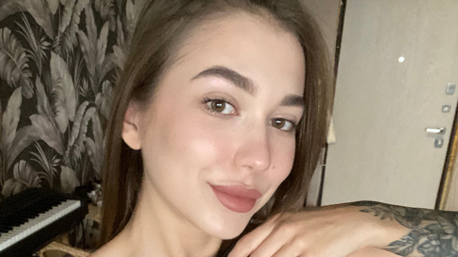 Small breasts with great pleasure