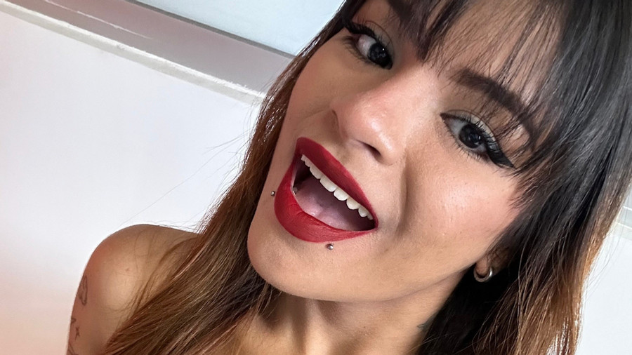 Meinen Körper in g***en Bikinis