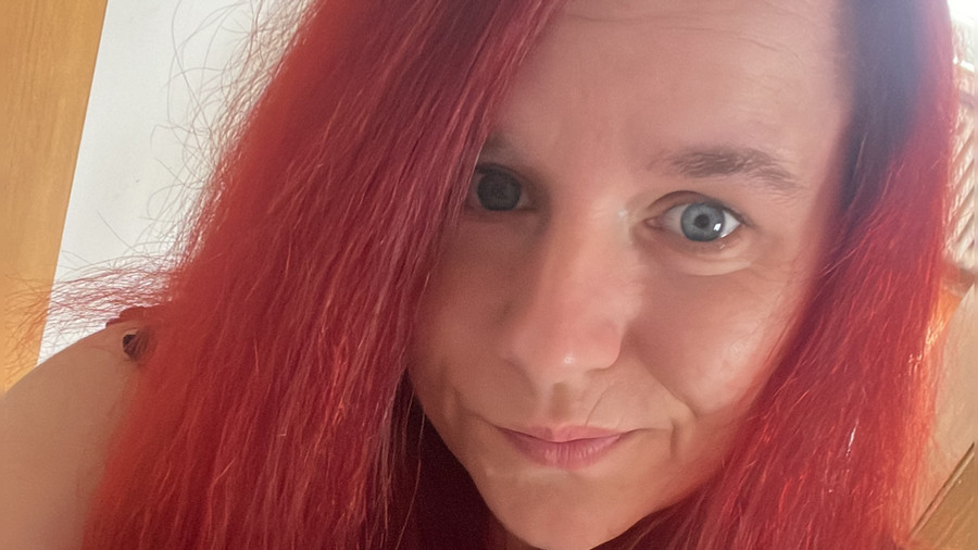 Neue Bilder unter den Klamotten