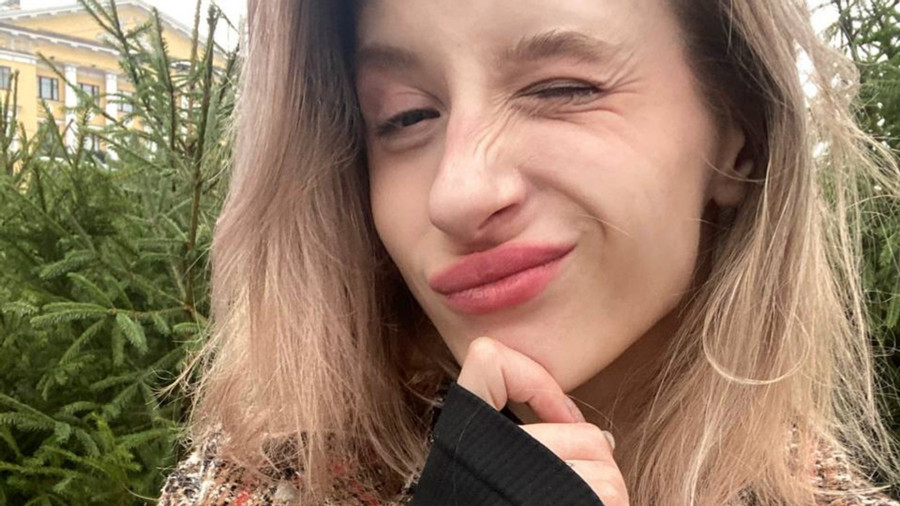 I am a lion girl and love nature