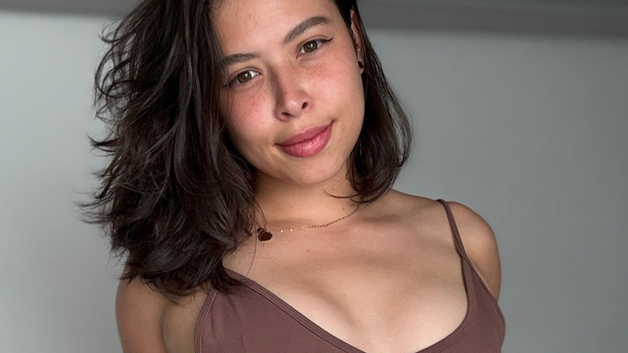 Nippel Piercing und beharrte P***y