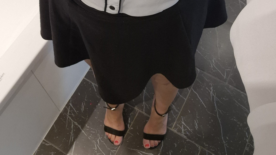 G***e Beine und Füße ;)