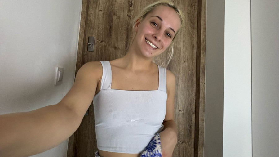 Ich bin auf der Suche nach einem g***en Abenteuer..