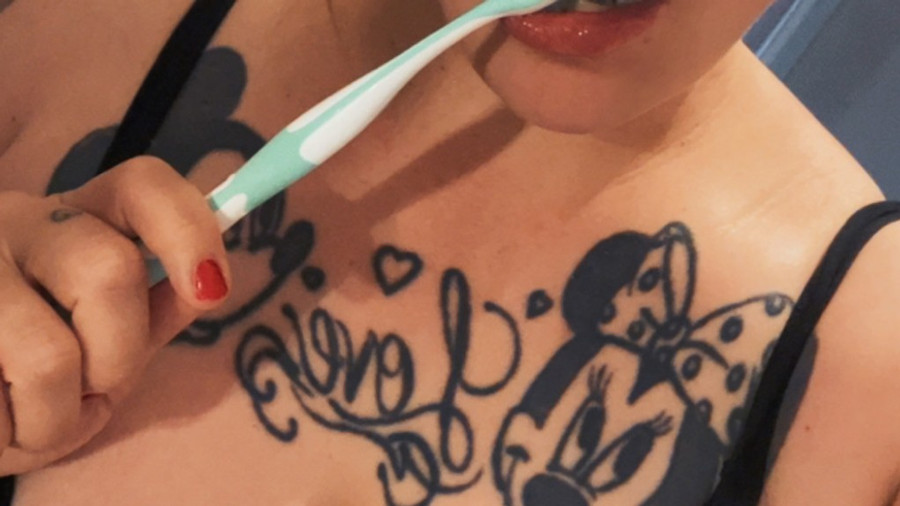 UPS, beim Zähneputzen läufts mir aus dem Mund