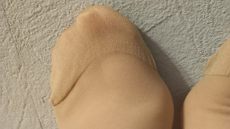 Nylonfüße schwarz & hautfarben