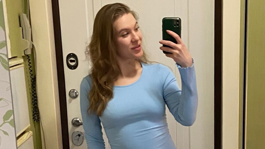 Light blue and skin-colored