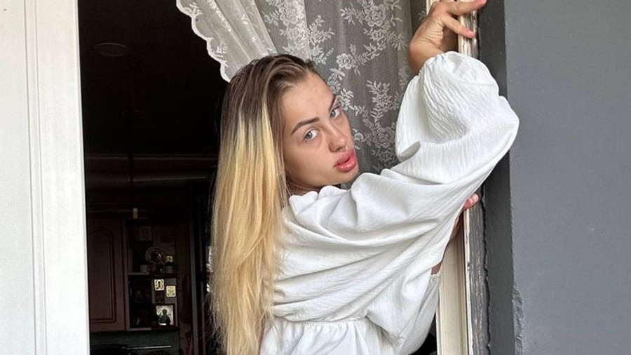 Ich bin ein wildes und g***es Luder!