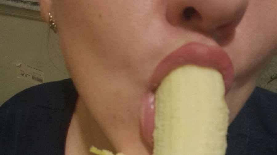 Hier könnt ihr sehen, wie sehr ich es liebe zu l****hen!