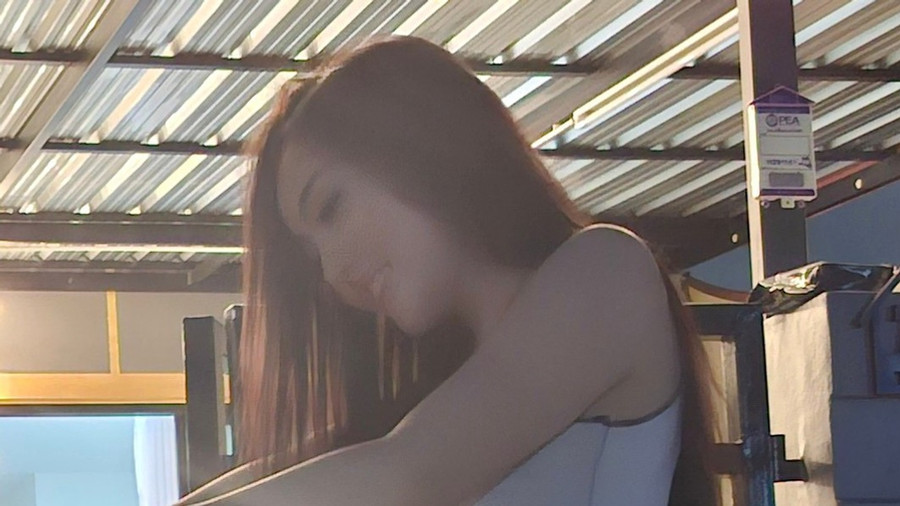 EIn paar sex Bilder von meinen T****n und sexy Körper