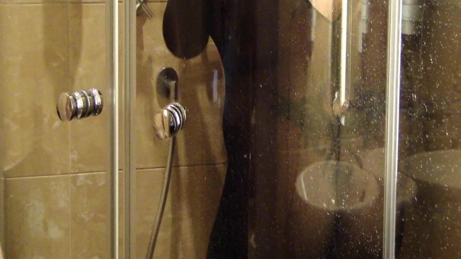 Nylon S***ma Dusche