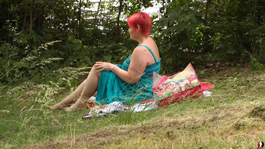 An der Badestelle selbst b****gt