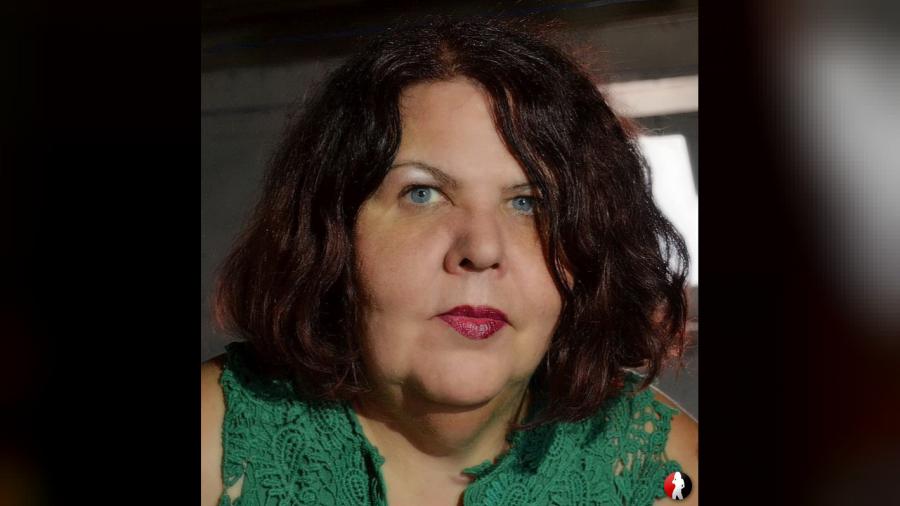 Lady in Gymnastikschläppchen 1