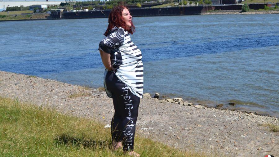 Enge, glänzende Leggings 1