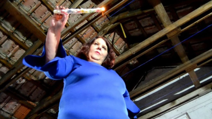 Spür das Kerzenwachs!