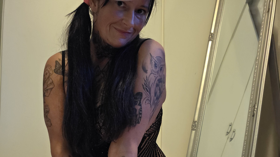 Schwarze heiße Schönheit