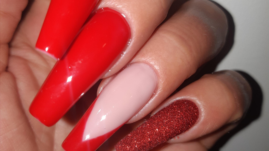 Lange Nägel / Krallen FETISCH