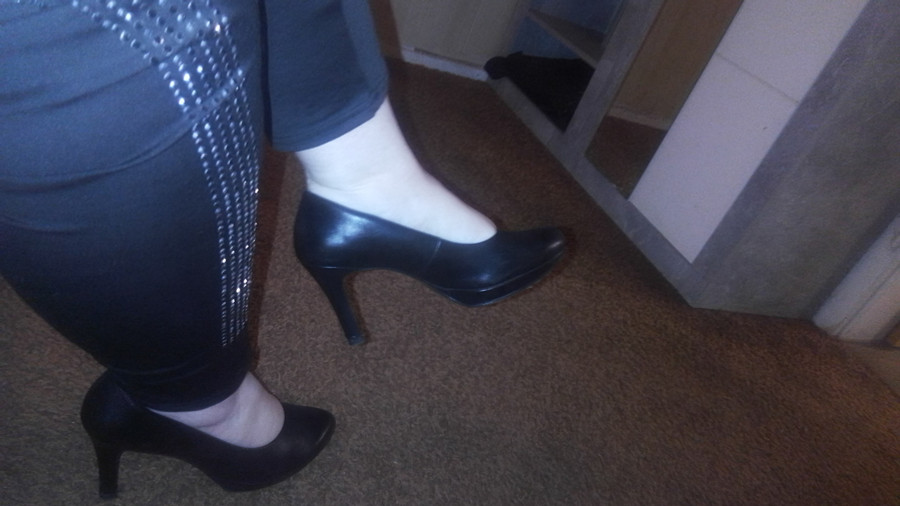 in Schwarzen High Heels