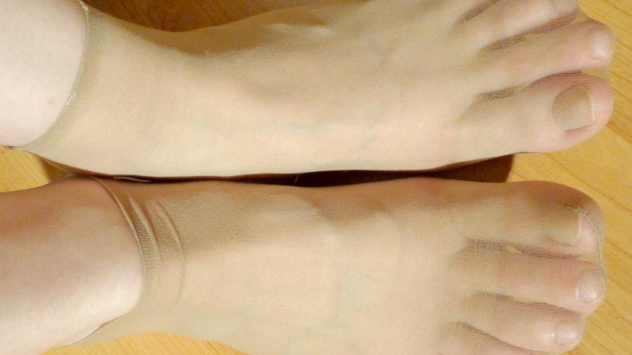 Süße Söckchen an süßen Füßchen